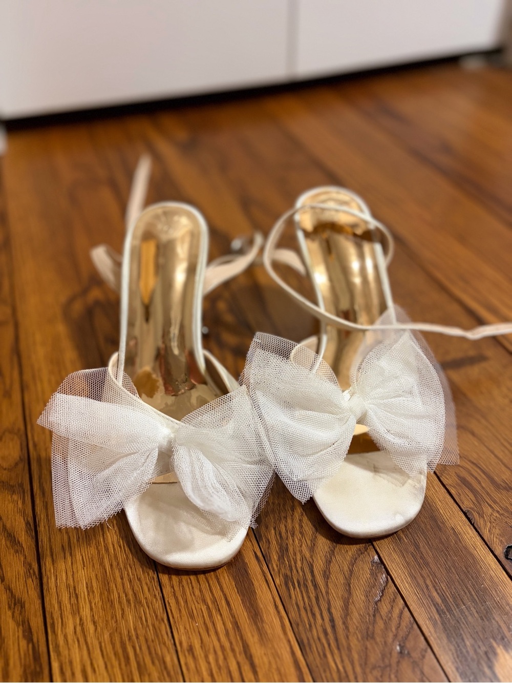 Elegant White Bow Tulle Slingback Heels